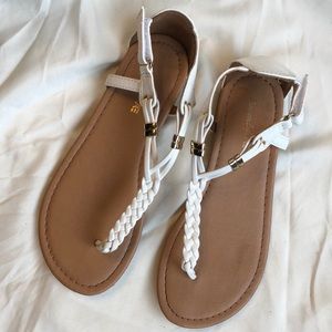 Girsl white sandals